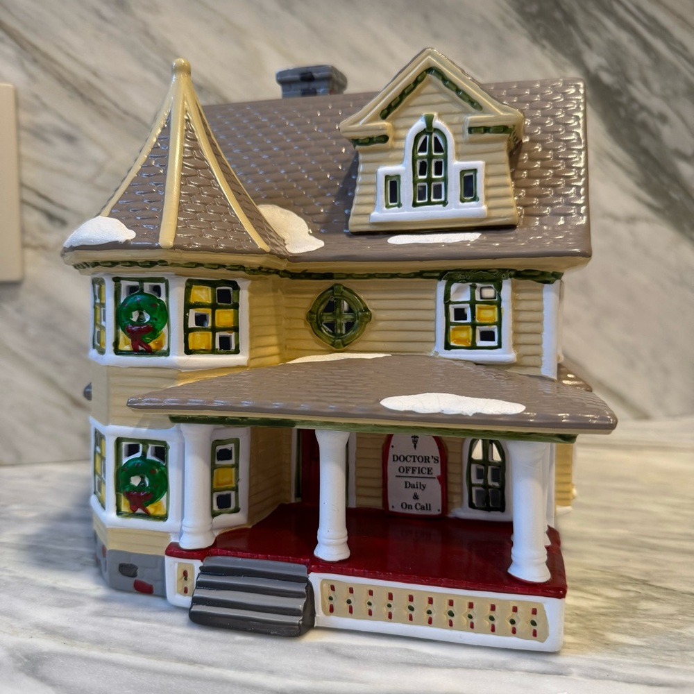 Department 56 Snow Village The Doctor’s House #5143-8